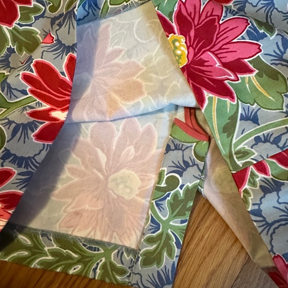 Talbot's multi-color cotton floral back zip skirt,size 14p - Picture 4 of 5